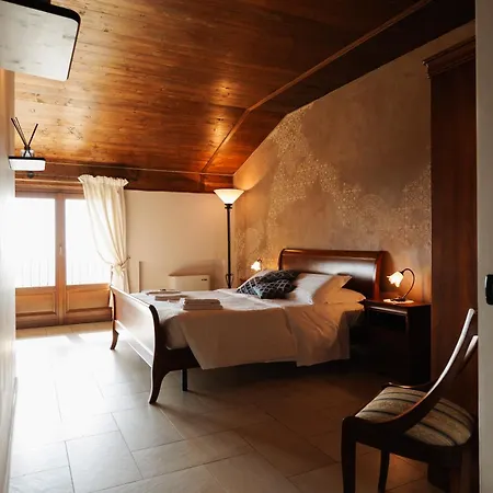 Alle Tre Colline Фермерский дом *